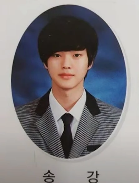 宋江 學生時代就相當俊美 宋江 學生時代就相當俊美