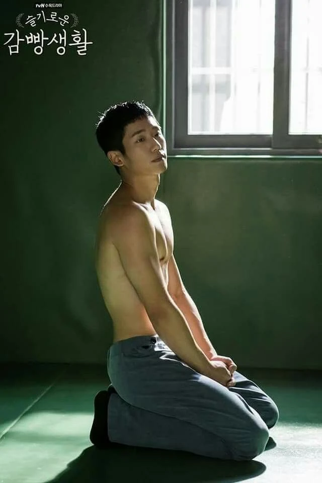 丁海寅 軍服造型Man味十足