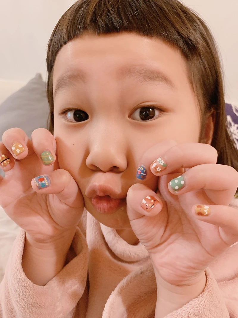 ▲▼胖球和斯拉都非常喜歡各種手工藝。（圖／索尼音樂、胖球人生）