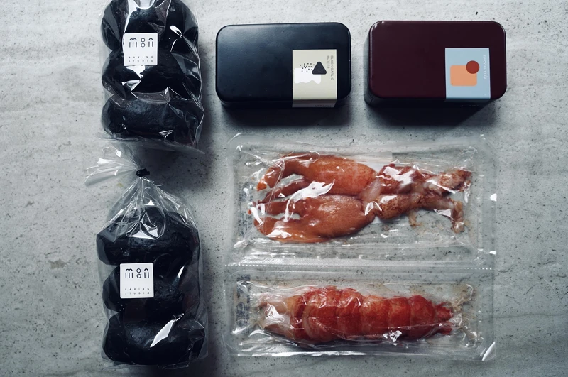 黑月派對龍蝦堡組合,售價NT1,680。 黑月派對龍蝦堡組合,售價NT1,680。