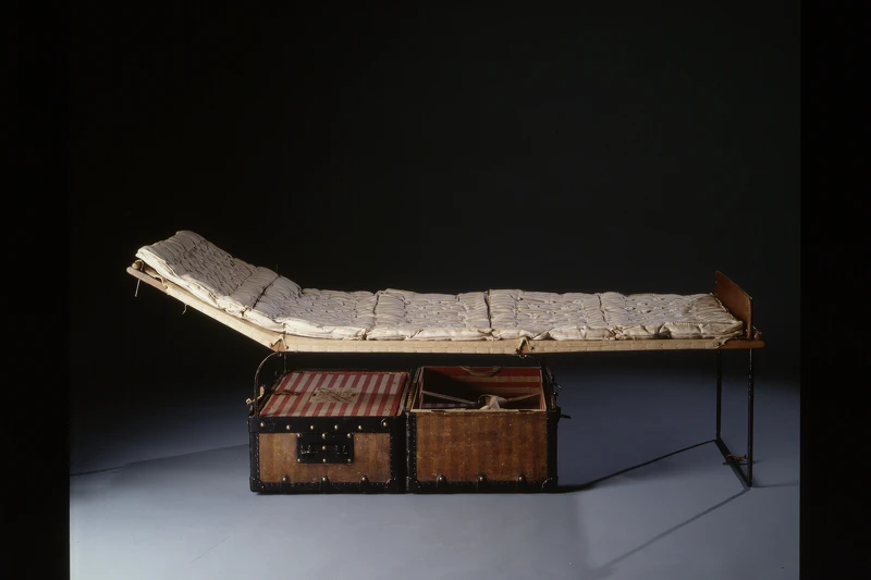 1900 發現剛果探險家 Jean-Baptiste Marchand 的床行李箱