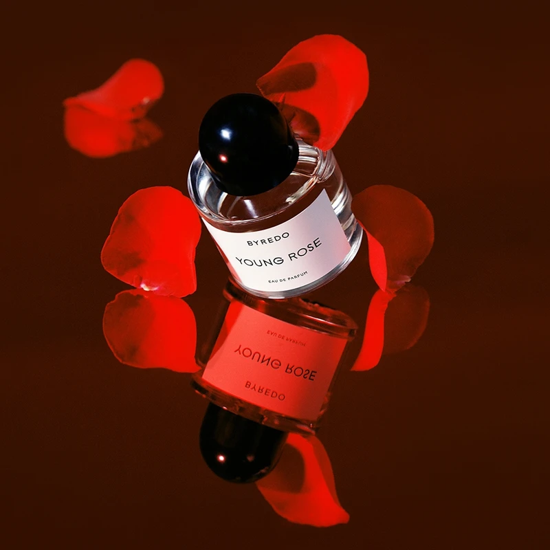BYREDO 2021全新香水「Young Rose初生玫瑰淡香精」產品情境圖(credit © Leslie Zhang) BYREDO 2021全新香水「Young Rose初生玫瑰淡香精」產品情境圖(credit © Leslie Zhang)