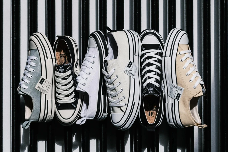 2021下半年話題鞋款「Y.A.S錯位鞋」,今夏轟動上市! 2021下半年話題鞋款「Y.A.S錯位鞋」,今夏轟動上市!