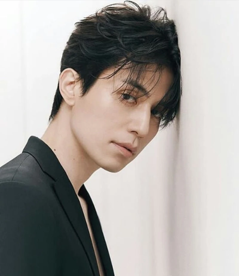 李棟旭《Bad and Crazy》