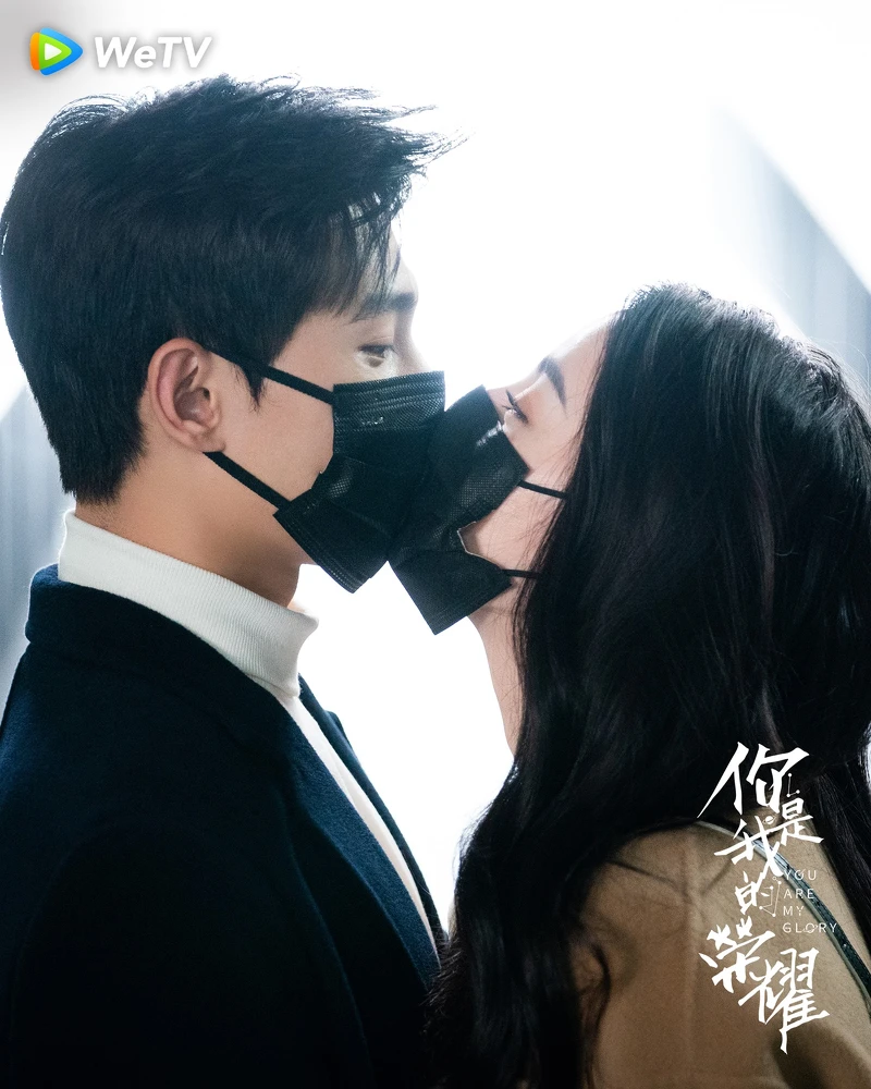 榮耀夫婦口罩吻 榮耀夫婦口罩吻