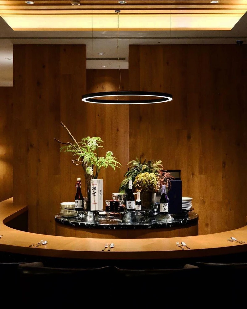 座落在高雄的晶英國際行館二樓。