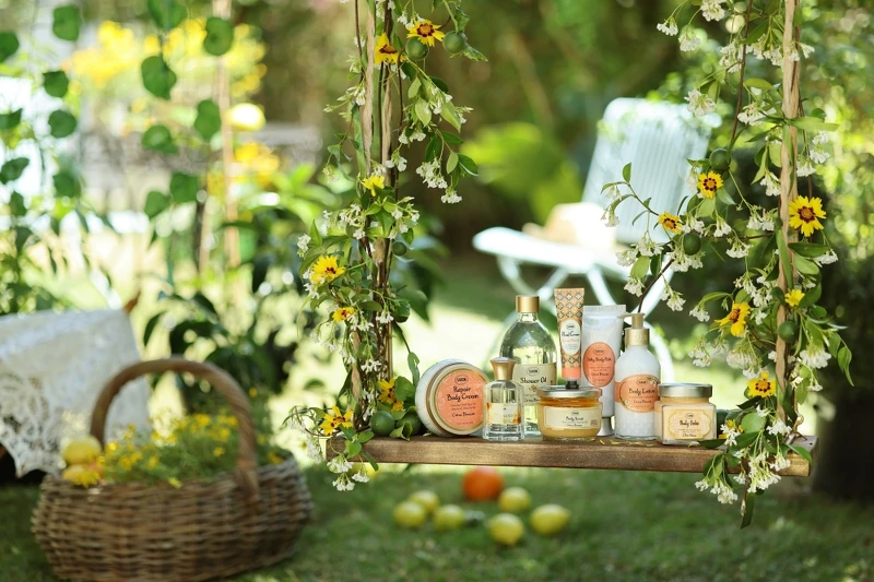 SABON 2021年橙花漫舞系列情境圖