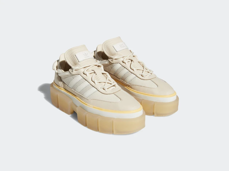 adidas Originals X Ivy Park IVP Super Sleek Chunky厚底鞋,售價NT$5,090 adidas Originals X Ivy Park IVP Super Sleek Chunky厚底鞋,售價NT$5,090