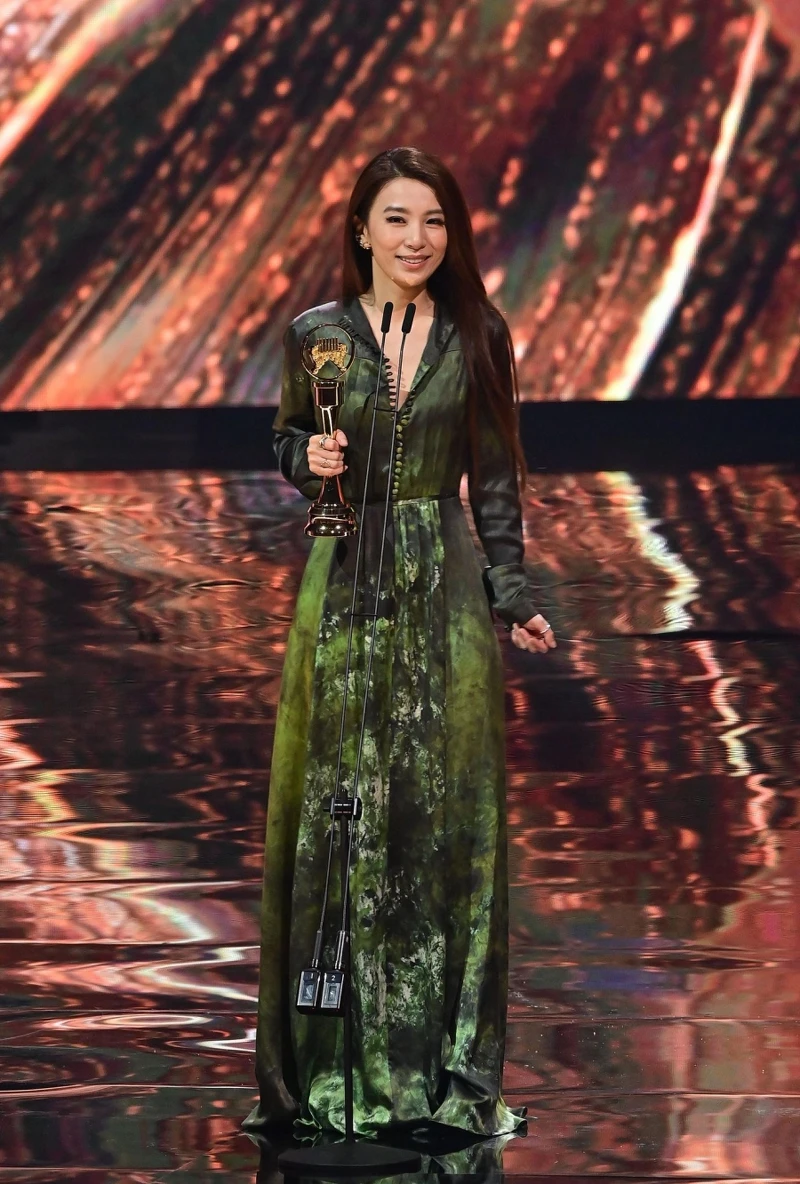 2021金曲獎最佳華語女歌手:田馥甄 2021金曲獎最佳華語女歌手:田馥甄