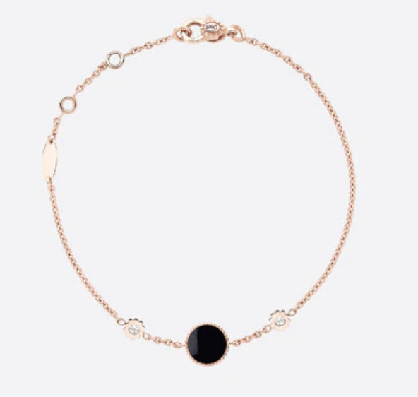 Dior Rose des Vents 系列手鍊，玫瑰金鑲嵌鑽石與縞瑪瑙，售價NT$79,500