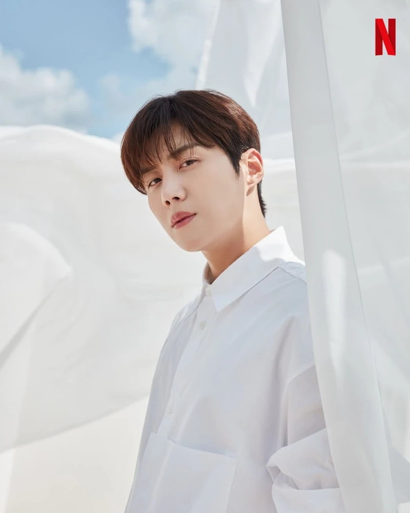 金宣虎、申敏兒《海岸村恰恰恰》夏日唯一療癒戀曲  金宣虎、申敏兒《海岸村恰恰恰》夏日唯一療癒戀曲