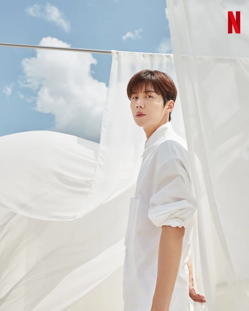 金宣虎、申敏兒《海岸村恰恰恰》夏日唯一療癒戀曲  金宣虎、申敏兒《海岸村恰恰恰》夏日唯一療癒戀曲