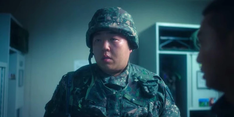 丁海寅、具教煥《D.P 逃兵追緝令》發人省思 丁海寅、具教煥《D.P 逃兵追緝令》發人省思