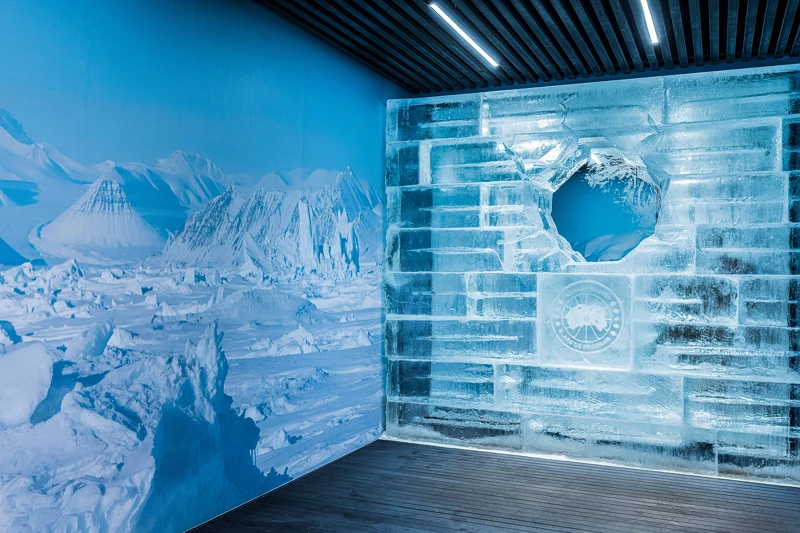 Canada Goose台北旗艦店打造亞洲區第五間Cold Room極地試衣間,能夠體驗到5種適合地表不同溫度的保暖大衣。 Canada Goose台北旗艦店打造亞洲區第五間Cold Room極地試衣間,能夠體驗到5種適合地表不同溫度的保暖大衣。