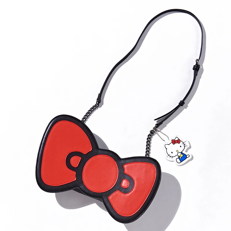 Stayreal X Hello Kitty蝴蝶結側背包，NT1,880