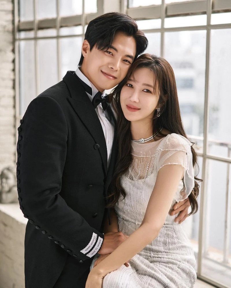 《上流戰爭3》秀蓮、羅根 絕美婚紗照釋出! 《上流戰爭3》秀蓮、羅根 絕美婚紗照釋出!