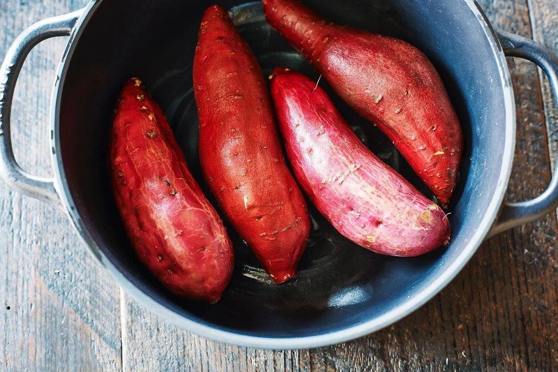 使用 Vermicular 蒸煮可以保留食材原味。 使用 Vermicular 蒸煮可以保留食材原味。