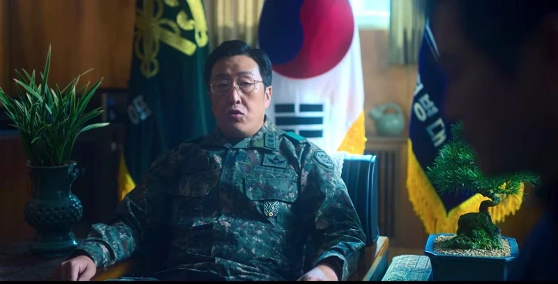 《D.P逃兵追緝令》憲兵隊長36歲 玄奉植 竟是隊中年紀最小！