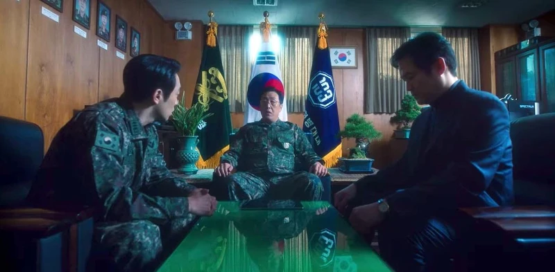 《D.P逃兵追緝令》憲兵隊長36歲 玄奉植 竟是隊中年紀最小！