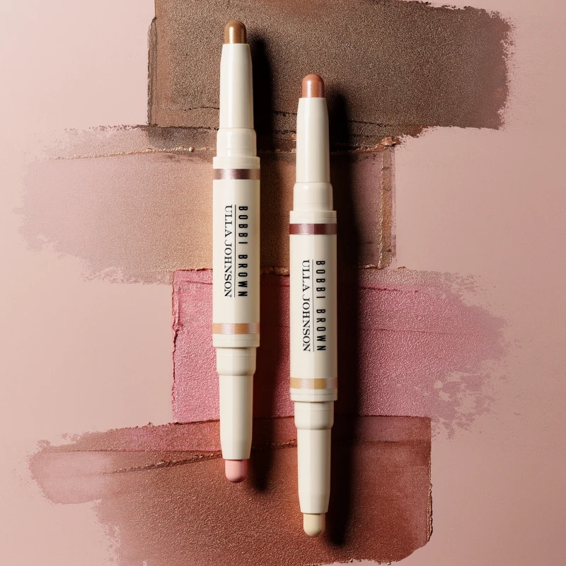 Bobbi Brown芭比波朗 x Ulla Johnson流雲持久防水炫彩雙頭眼影筆-浪漫薰陶版(共兩款)1.6g,NT1,400 Bobbi Brown芭比波朗 x Ulla Johnson流雲持久防水炫彩雙頭眼影筆-浪漫薰陶版(共兩款)1.6g,NT1,400