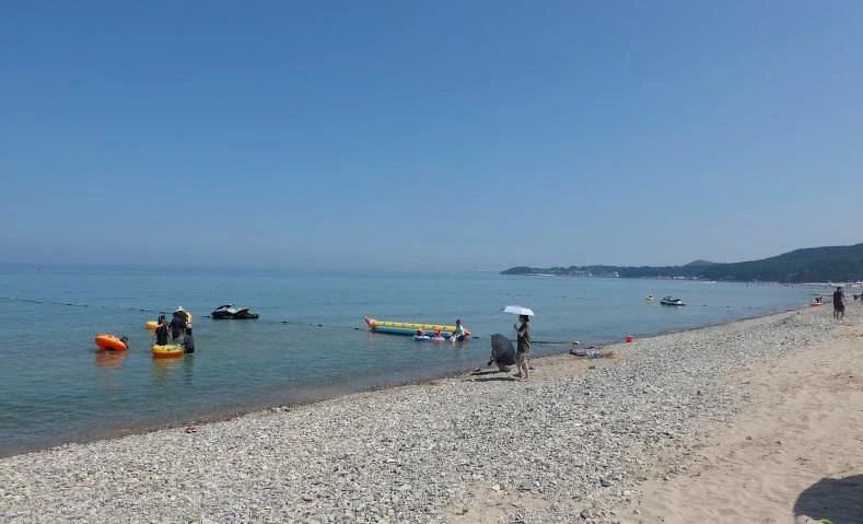 金宣虎、申敏兒《海岸村恰恰恰》 拍攝地「慶尚北道浦項市」月浦海水浴場 (實景) 金宣虎、申敏兒《海岸村恰恰恰》 拍攝地「慶尚北道浦項市」月浦海水浴場 (實景)