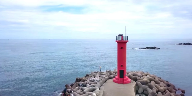 金宣虎、申敏兒《海岸村恰恰恰》 拍攝地「慶尚北道浦項市」 清津里(劇中) 金宣虎、申敏兒《海岸村恰恰恰》 拍攝地「慶尚北道浦項市」 清津里(劇中)