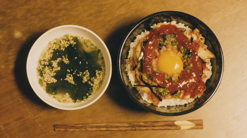 在官方 twitter@tx_gekikaradou 內更分享了每集片尾這些無辣不歡的吃貨們的晚餐,還貼心附上食譜。 在官方 twitter@tx_gekikaradou 內更分享了每集片尾這些無辣不歡的吃貨們的晚餐,還貼心附上食譜。