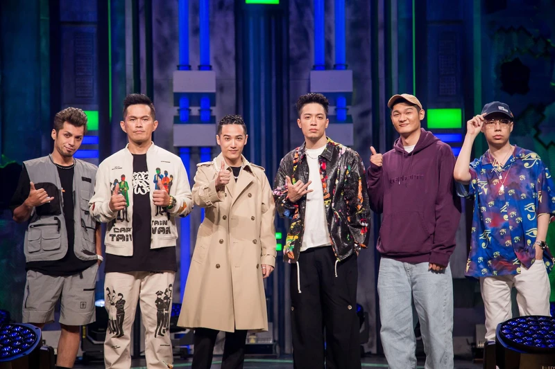 導師主持人與DJ宗華合影 導師主持人與DJ宗華合影