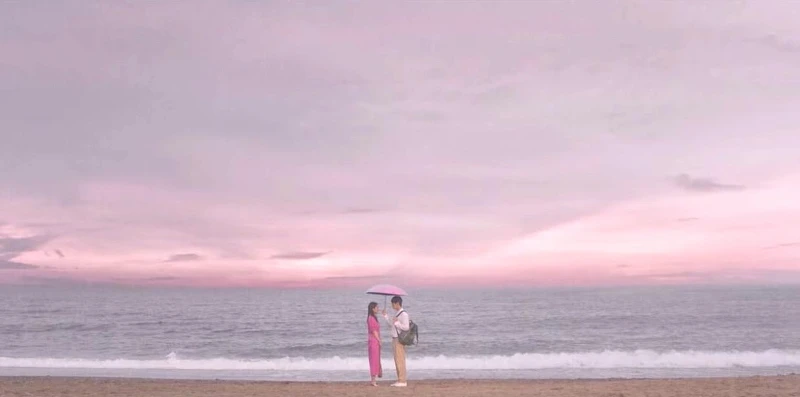 《海岸村恰恰恰》金宣虎、申敏兒 雨中粉紅泡泡超甜 《海岸村恰恰恰》金宣虎、申敏兒 雨中粉紅泡泡超甜