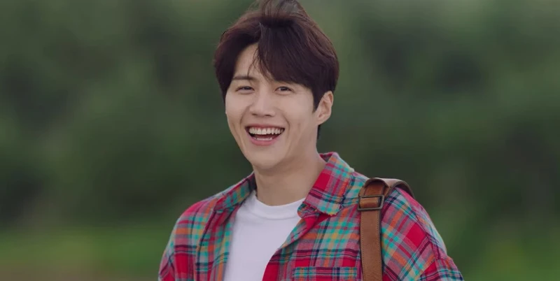 《海岸村恰恰恰》金宣虎「斜槓洪班長」才藝富翁無誤！