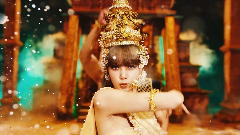 BLACKPINK LISA〈LALISA〉締造許多新紀錄  BLACKPINK LISA〈LALISA〉締造許多新紀錄