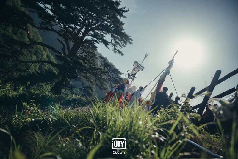 全智賢、朱智勛《智異山》前導預告來了! 全智賢、朱智勛《智異山》前導預告來了!