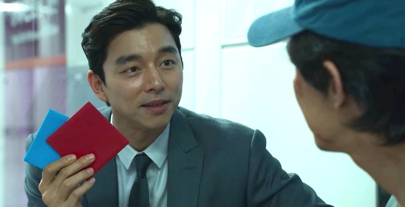 《魷魚遊戲》48歲影帝 李政宰 變色龍演技存在感強! 《魷魚遊戲》48歲影帝 李政宰 變色龍演技存在感強!