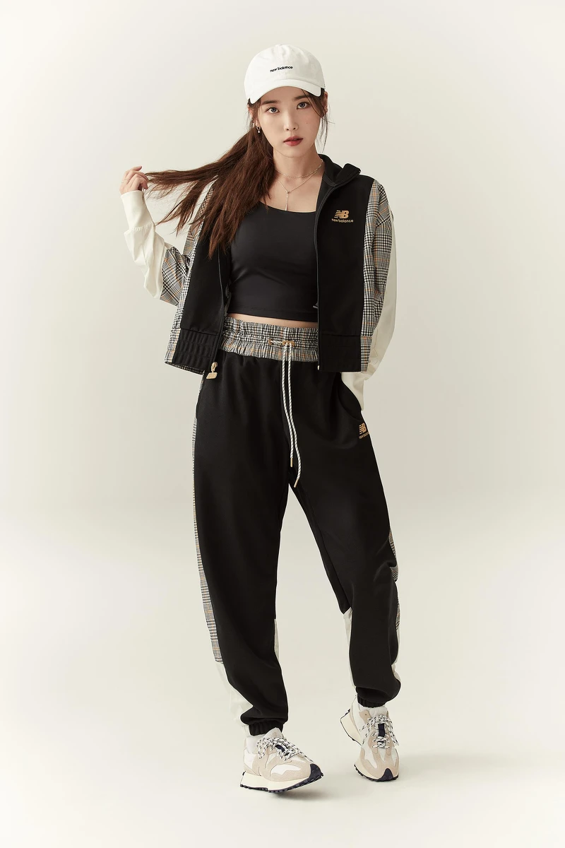 New Balance 327溫柔奶茶色，NT3,280