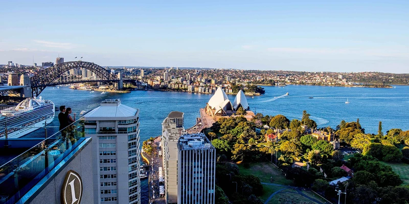 雪梨灣洲際酒店飽覽雪梨歌劇院、雪梨海港大橋和整個港灣美景,照片轉載自IHG.com官網 雪梨灣洲際酒店飽覽雪梨歌劇院、雪梨海港大橋和整個港灣美景,照片轉載自IHG.com官網