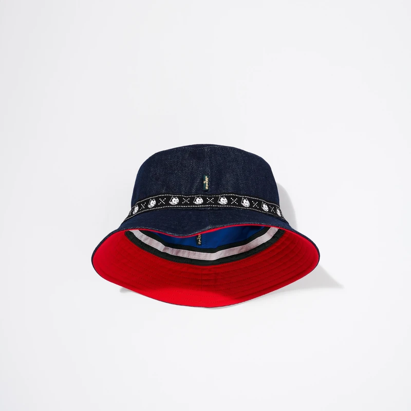 LEVI’S x Felix the Cat 雙面穿戴漁夫帽，NT1,290。