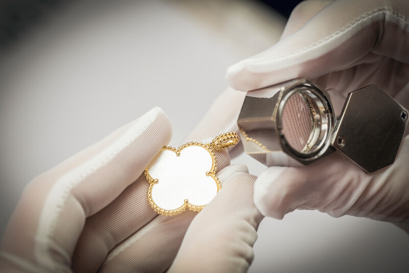 Van Cleef & Arpels - Alhambra系列工藝圖