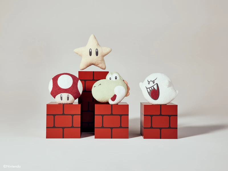 角色抱枕,NT1,400 角色抱枕,NT1,400