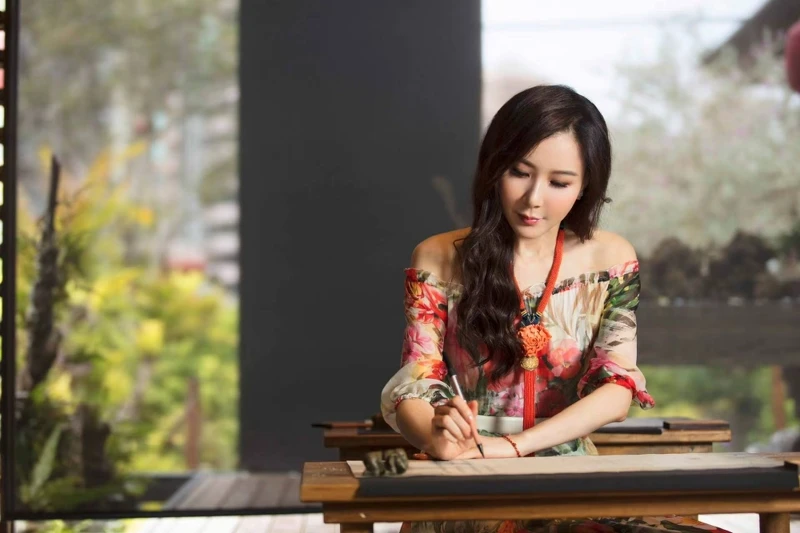 有「台灣第一美女」稱呼的蕭薔,即使年過50,臉蛋與身材依舊保養得宜。(圖/aquaEveryday)。 有「台灣第一美女」稱呼的蕭薔,即使年過50,臉蛋與身材依舊保養得宜。(圖/aquaEveryday)。