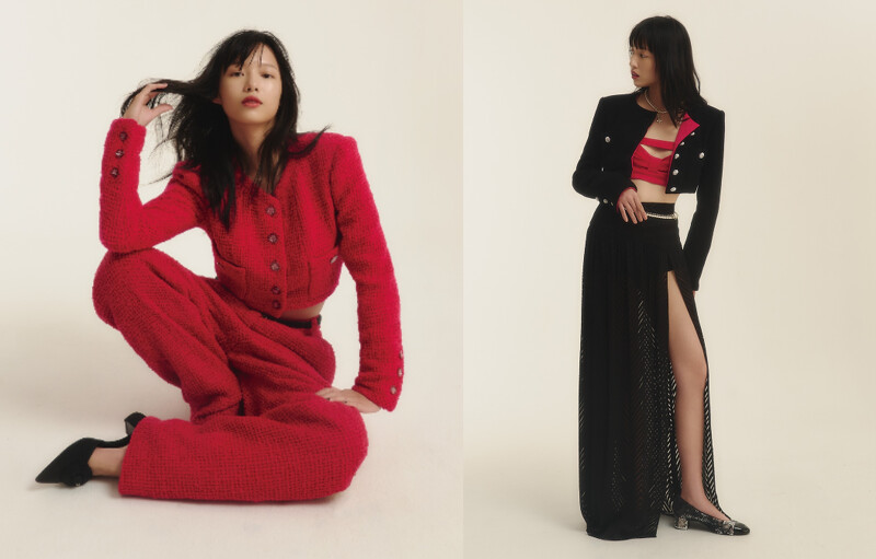 (左)桃紅色短版斜紋軟呢外套與同款雙 C Logo 水晶鑲飾刺繡滑雪造型寬褲、黑色皮革雙 C Logo 腰帶、黑色羅緞山茶花飾低跟涼鞋，all by CHANEL。(右)黑色羊毛短版斜紋軟呢外套、桃紅色絲質緹花背心、黑色絲質嫘縈罩裙、金屬水晶鑲飾幻象珍珠腰鍊與項鍊、銀色亮片雙色低跟芭蕾舞鞋，all by CHANEL。