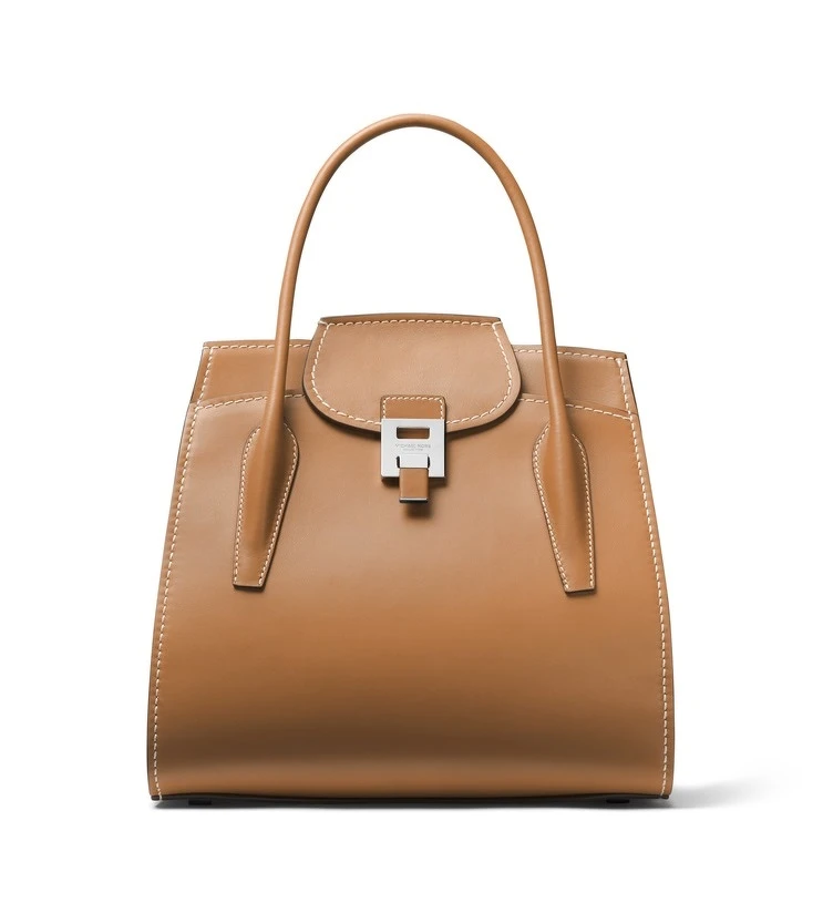 駝色提包,NT56,000 駝色提包,NT56,000