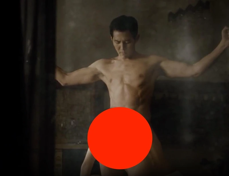 《魷魚遊戲》形象太魯？李政宰 情色電影《下女》多金富二代+顏值身材超無敵