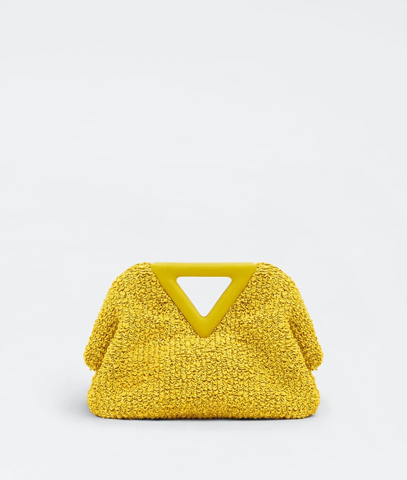 Bottega Veneta Point毛絨包,售價請電洽 Bottega Veneta Point毛絨包,售價請電洽
