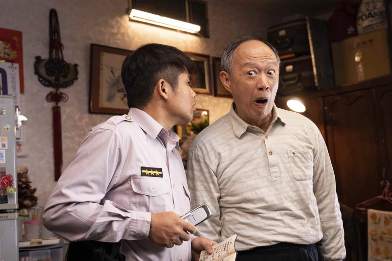 ▲▼金士傑在片中已過世,只有警察張再興看得到他。(圖/高雄電影節提供) ▲▼金士傑在片中已過世,只有警察張再興看得到他。(圖/高雄電影節提供)