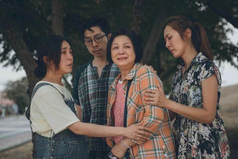 ▲▼河堤告別戲是全片情緒最濃重的一場戲。(圖/高雄電影節提供) ▲▼河堤告別戲是全片情緒最濃重的一場戲。(圖/高雄電影節提供)