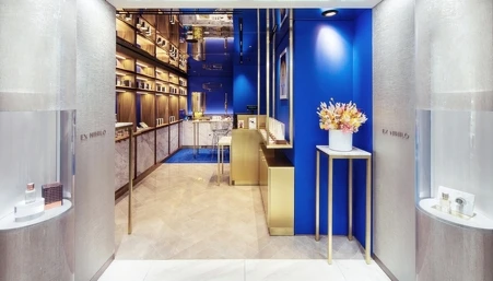 EX NIHILO店面風格現代明亮。