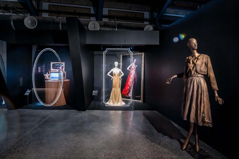 臺灣時裝史主題策展《時裝時代・時代時裝》第二幕「時裝品牌的啟蒙時代」 臺灣時裝史主題策展《時裝時代・時代時裝》第二幕「時裝品牌的啟蒙時代」