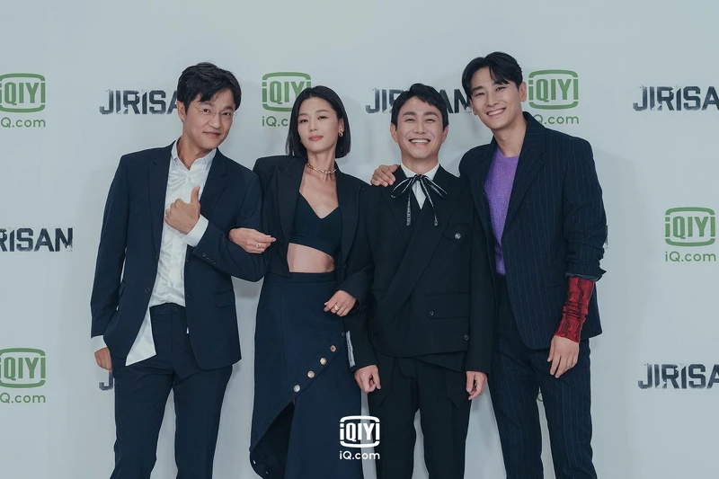  全智賢、朱智勛、吳正世、趙漢哲主演《智異山》10月23日首播