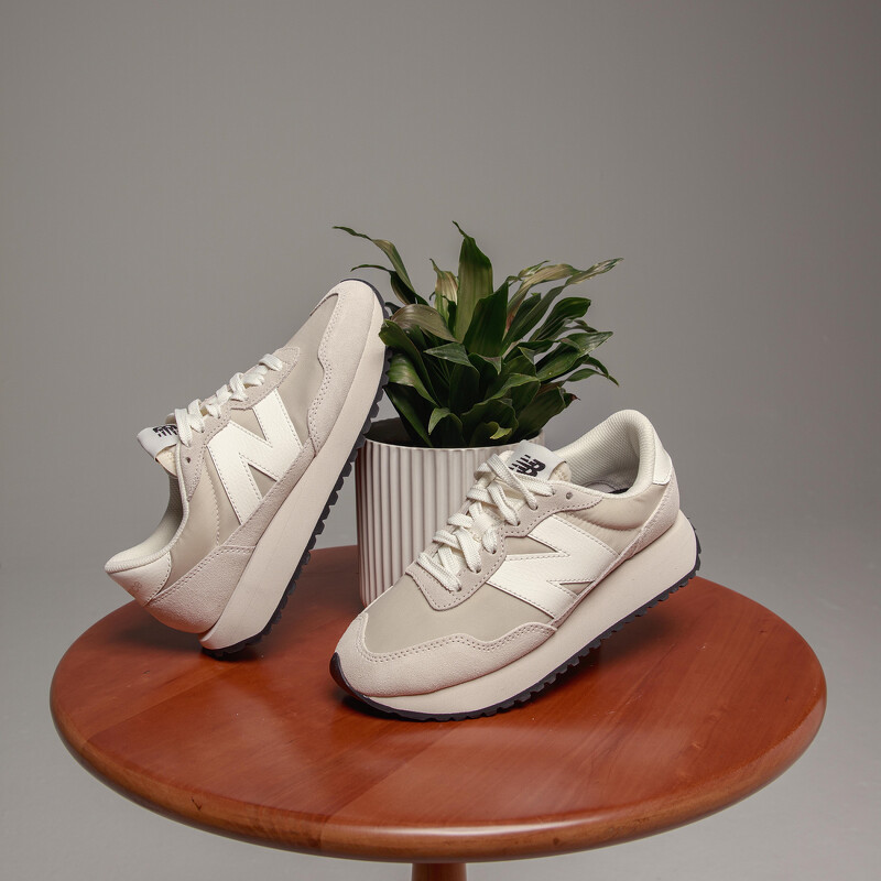 New Balance 237極簡美學,WS237DH1鞋款,NT2,680 New Balance 237極簡美學,WS237DH1鞋款,NT2,680