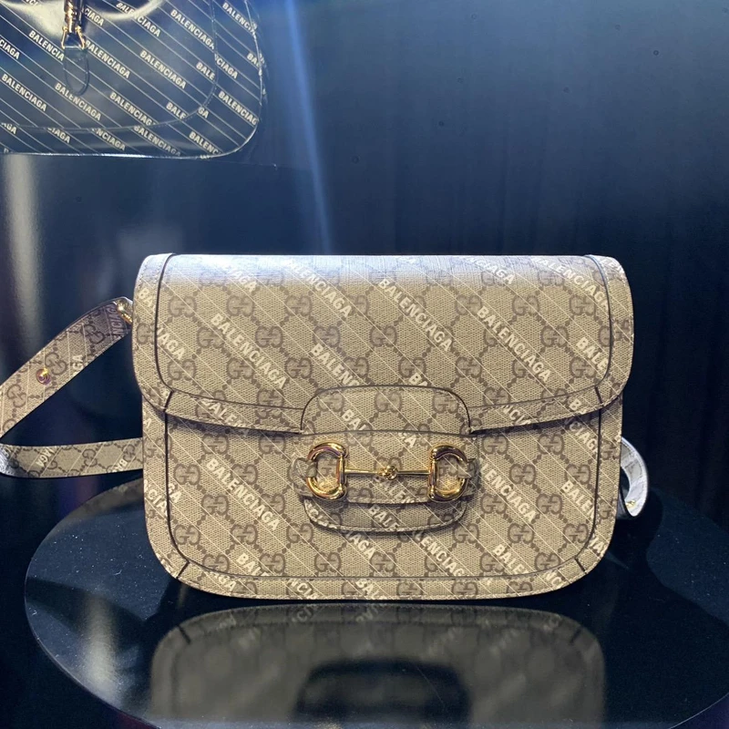Gucci Horsebit 1955 X Balenciaga肩背包,NT91,100 Gucci Horsebit 1955 X Balenciaga肩背包,NT91,100